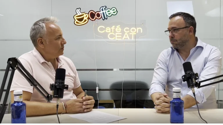 Cafe Con Javier Navarro